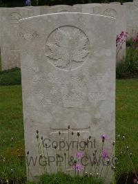 Etaples Military Cemetery - Prena, Frank